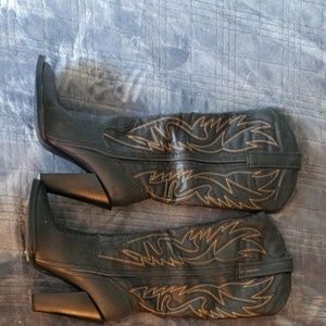 Womens Cowgirl Boots